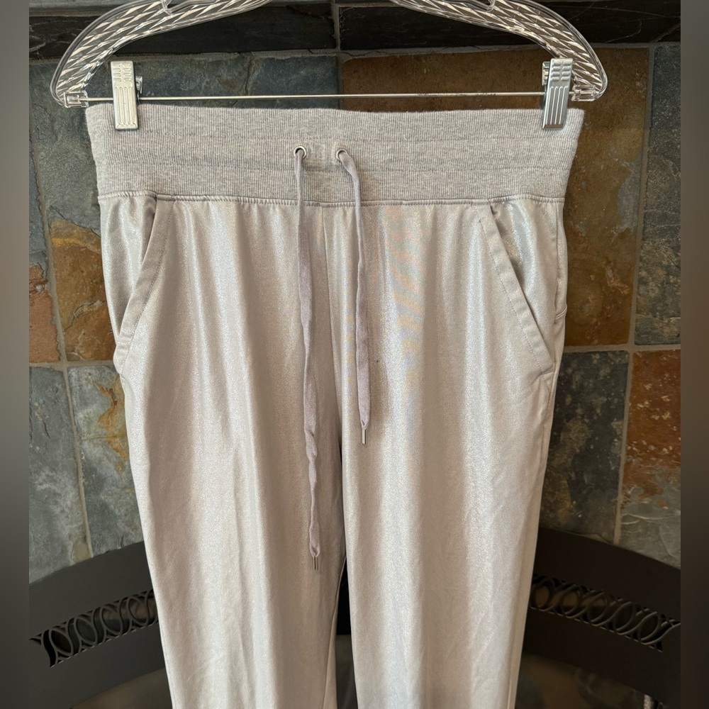 Lauren Ralph Lauren Sparkly Metallic Silver High Rise Full Length Jogger Pants S - Picture 3 of 8